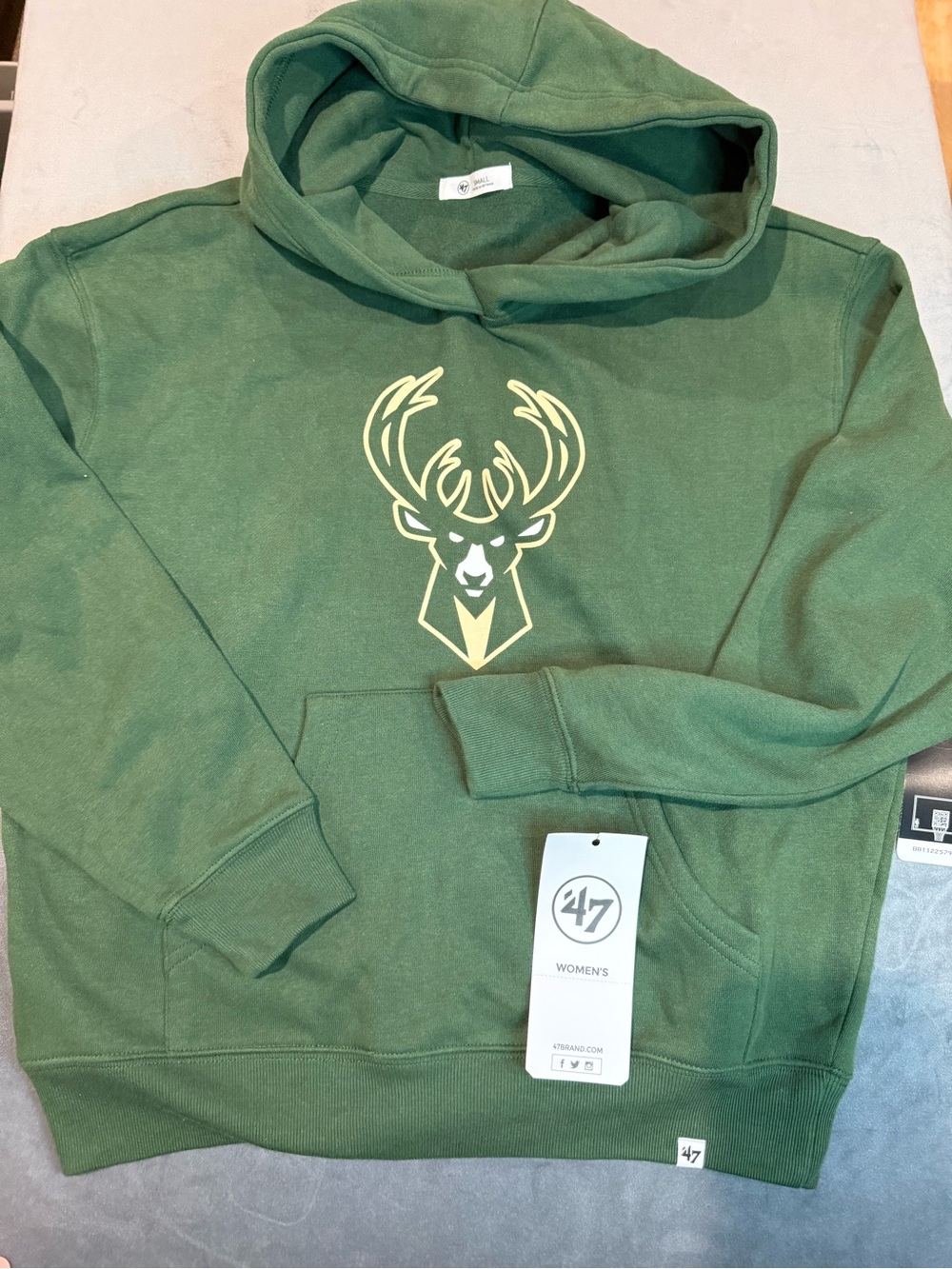 '47 Women's Green Hoodie with Yellow Bucks Logo